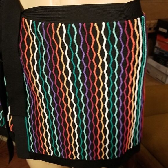 New Designer Wrap Skirt - Picture 6 of 9